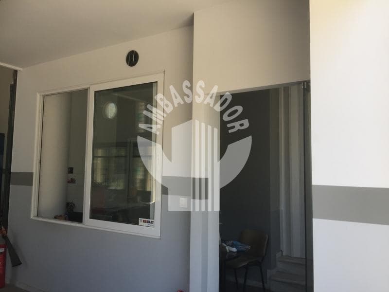 Κατάστημα στην Κέντρο, Μοσχάτο — Φωτογραφία 29 από 30
