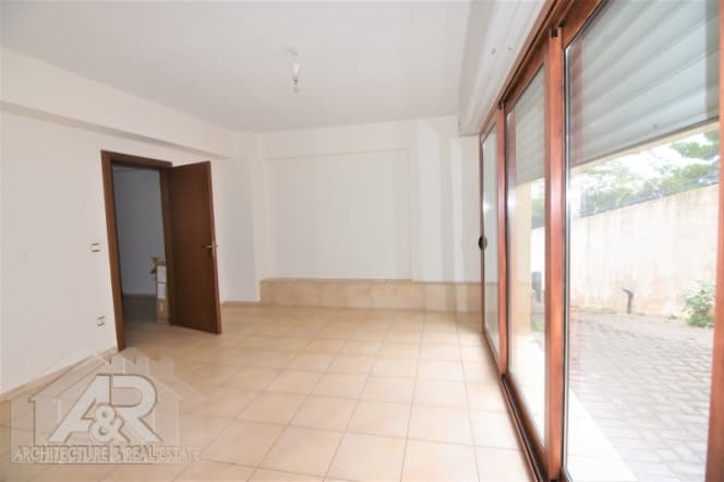 House in Panorama, Panorama — Photo 24 of 30