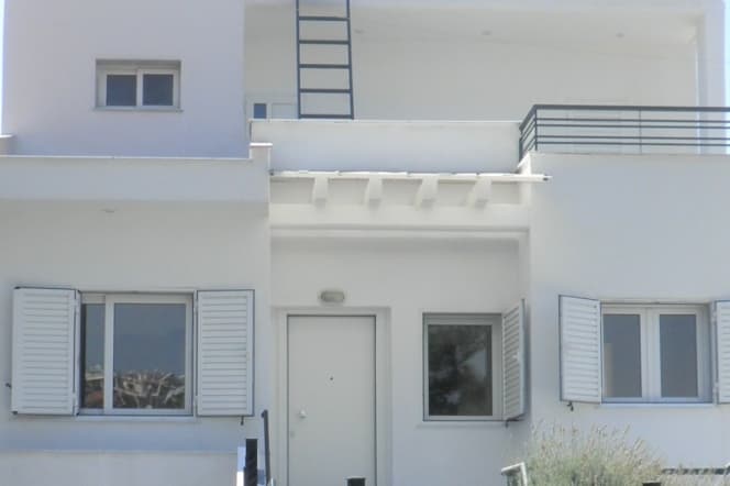 House in Center, Panorama — Photo 2 of 24