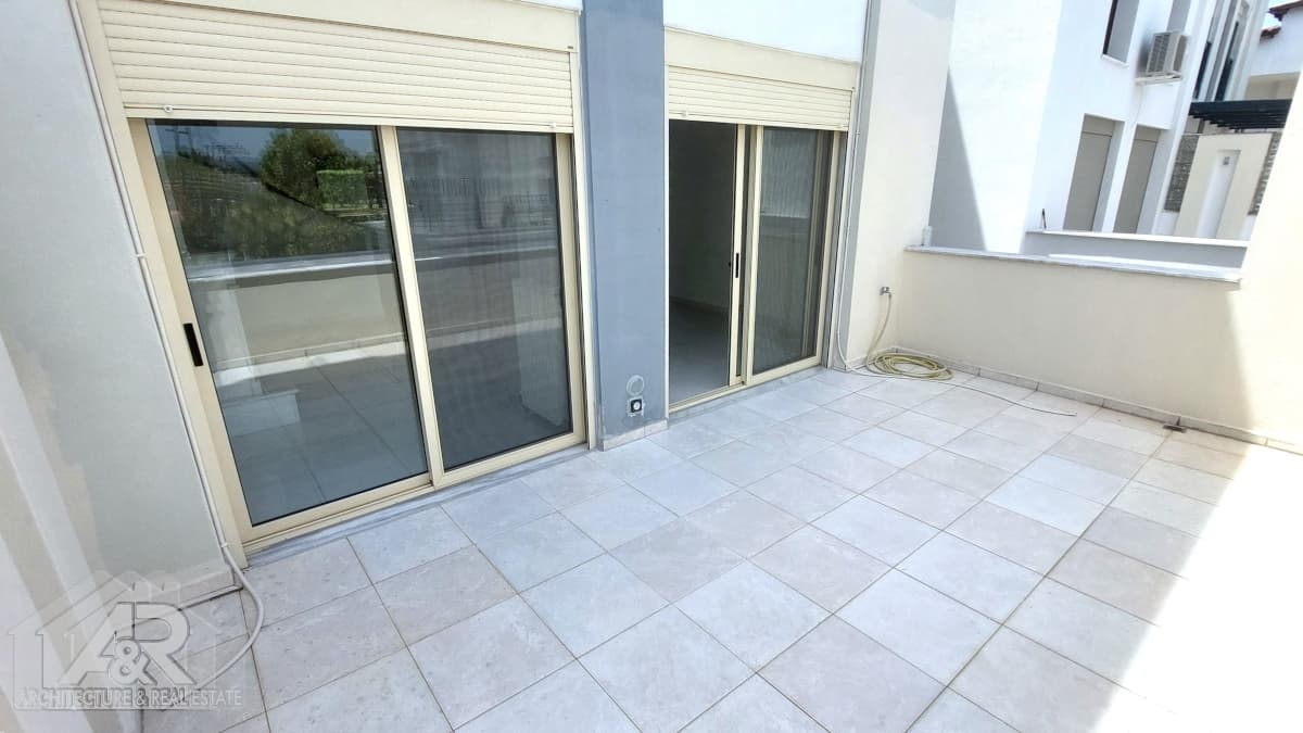 House in Panorama, Panorama — Photo 27 of 30