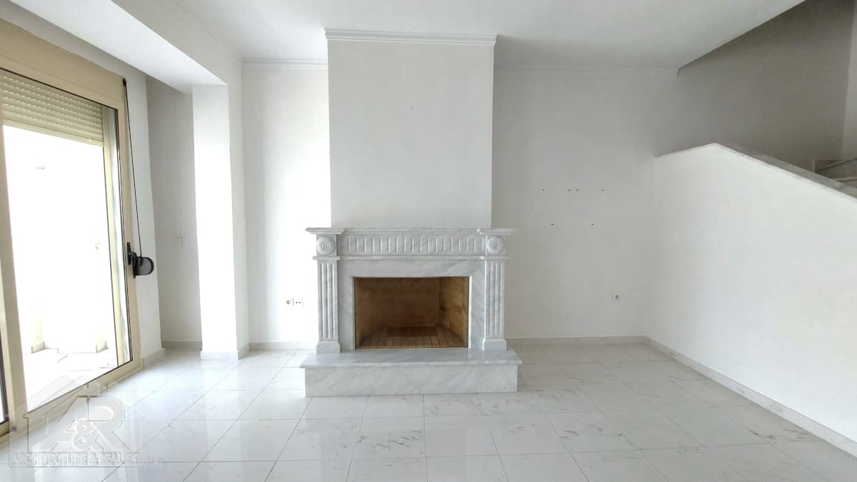 House in Panorama, Panorama — Photo 5 of 30