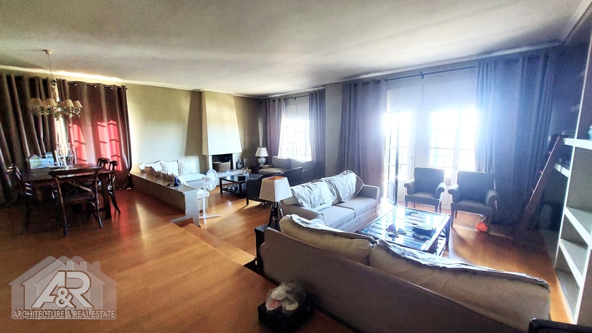 House in Panorama, Panorama — Photo 10 of 24