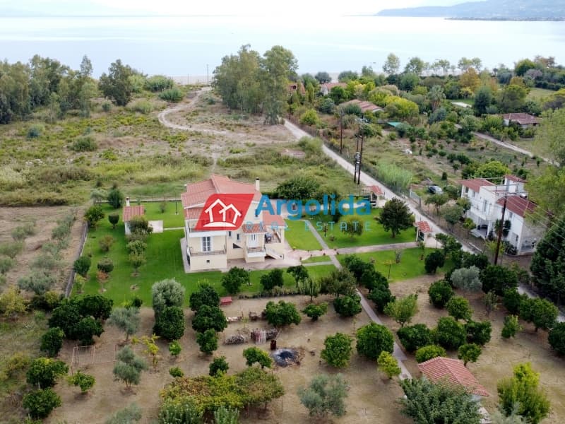 Μονοκατοικία στην Νέα Κερύνεια, Διακοπτό — Φωτογραφία 3 από 30