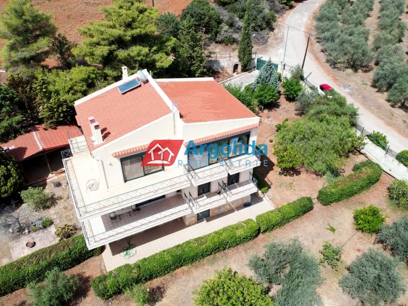Μονοκατοικία στην Καριώτικα, Ξυλόκαστρο — Φωτογραφία 2 από 30