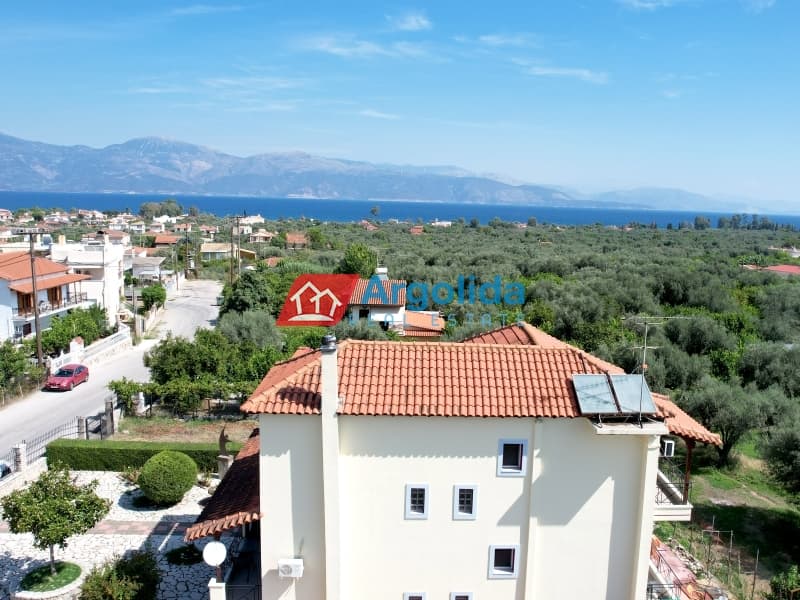 Μονοκατοικία στην Ροδοδάφνη, Αίγιο — Φωτογραφία 1 από 30