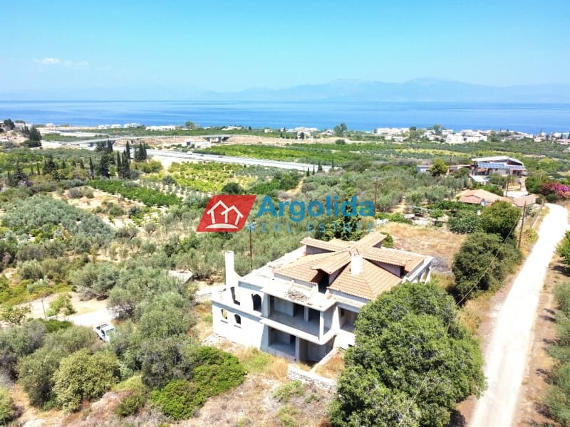 Μονοκατοικία στην Διμηνιό, Σικυώνα — Φωτογραφία 25 από 29