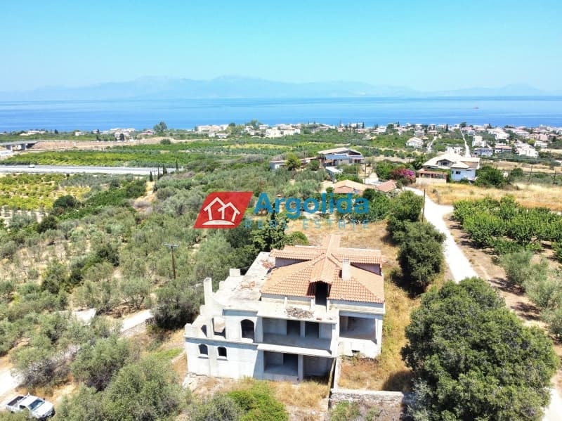 Μονοκατοικία στην Διμηνιό, Σικυώνα — Φωτογραφία 2 από 29