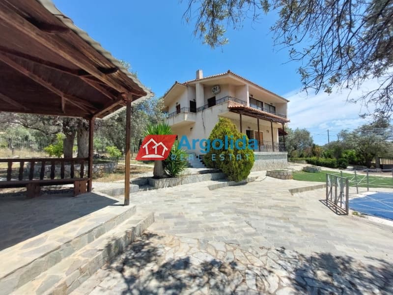 House in Korfos, Soligeia — Photo 2 of 25