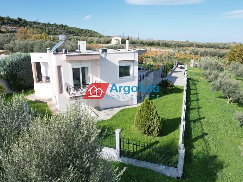 Μονοκατοικία στην Λαλιώτης, Σικυώνα — Φωτογραφία 2 από 27