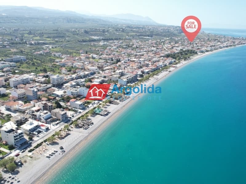 Μονοκατοικία στην Παραλία, Σικυώνα — Φωτογραφία 4 από 25