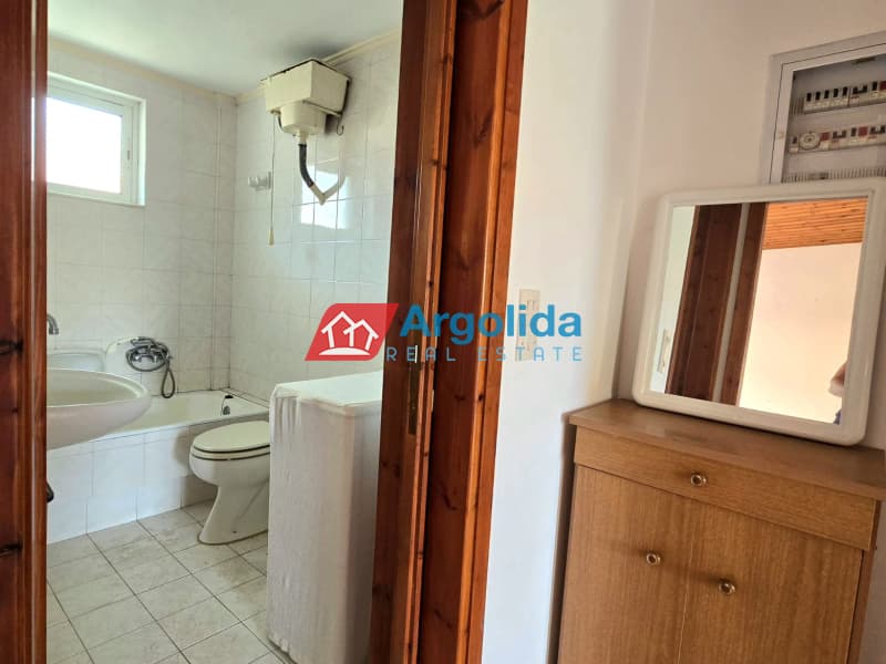 House in Center, Diakopto — Photo 13 of 26