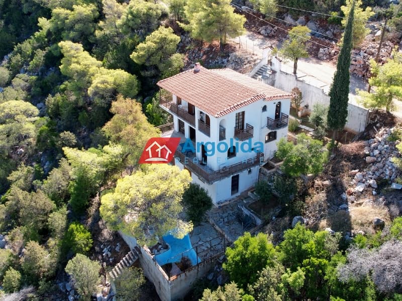 House in Pefkali, Soligeia — Photo 1 of 30