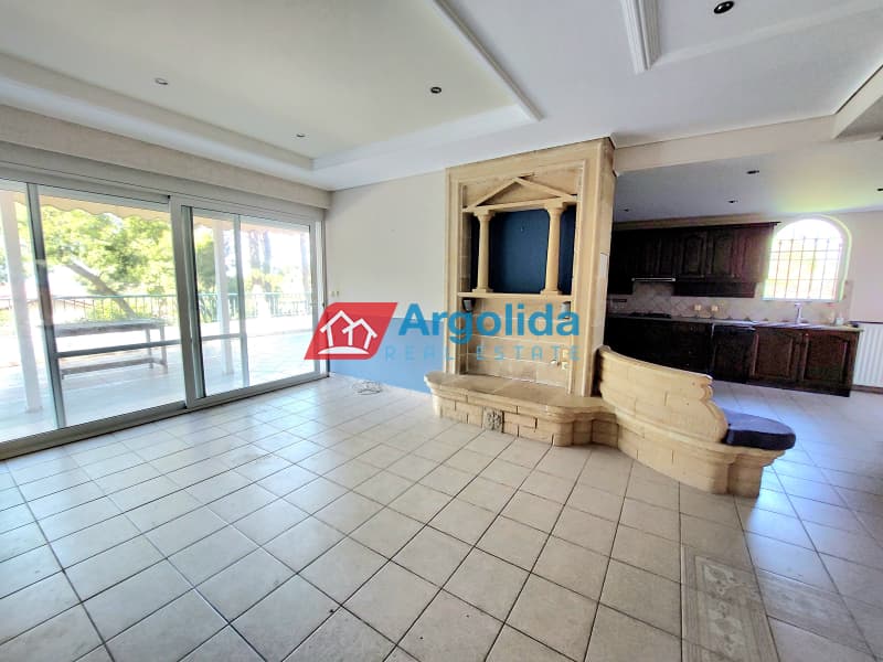 House in Loutraki, Loutraki-Perachora — Photo 8 of 30