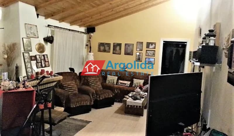 House in Loutraki, Loutraki-Perachora — Photo 5 of 24
