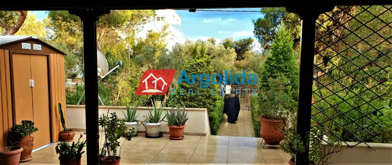 House in Loutraki, Loutraki-Perachora — Photo 16 of 24