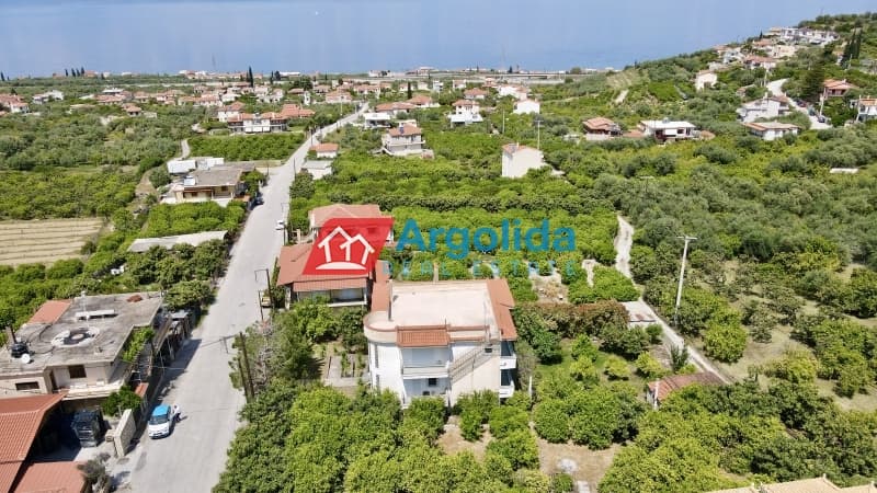 Μονοκατοικία στην Πεταλού, Ευρωστίνη — Φωτογραφία 1 από 30