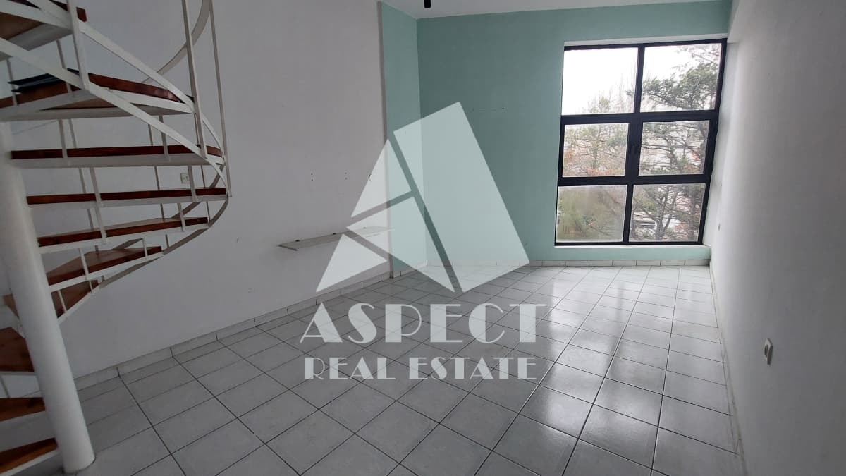 Office in Center, Melissia — Photo 7 of 14