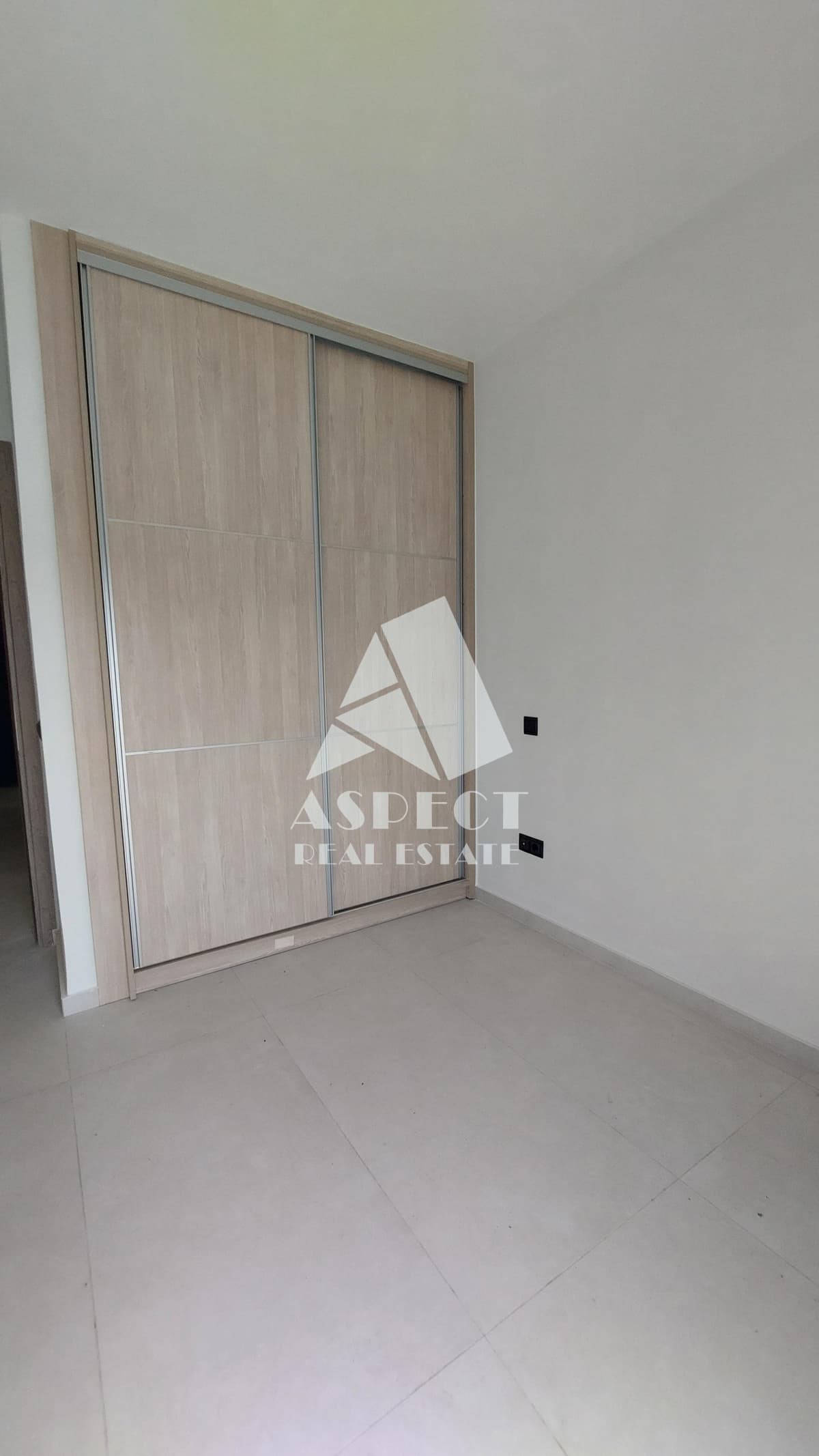 Apartment in Center, Vrilissia — Photo 9 of 26