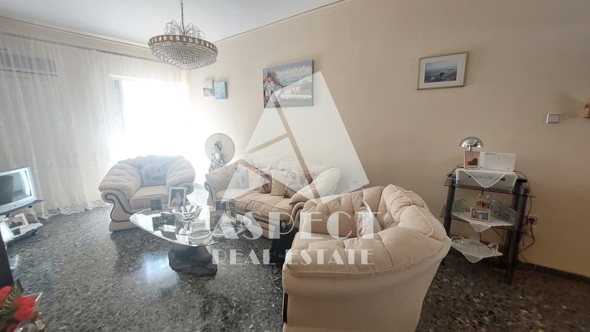 Apartment in Center, Petroupoli — Photo 6 of 30