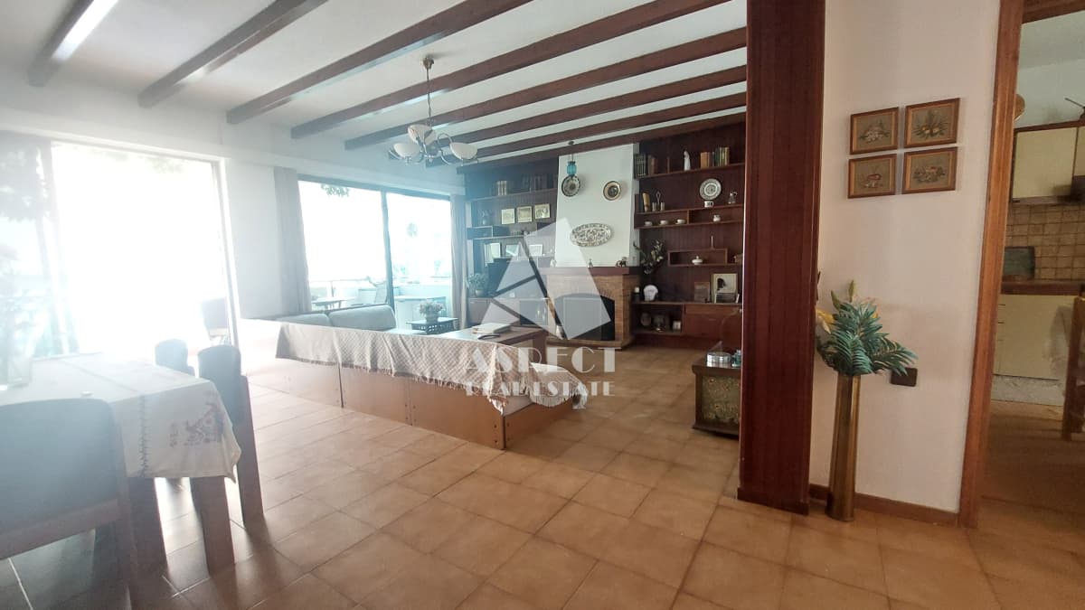 House in Kokkinia, Marousi — Photo 2 of 29