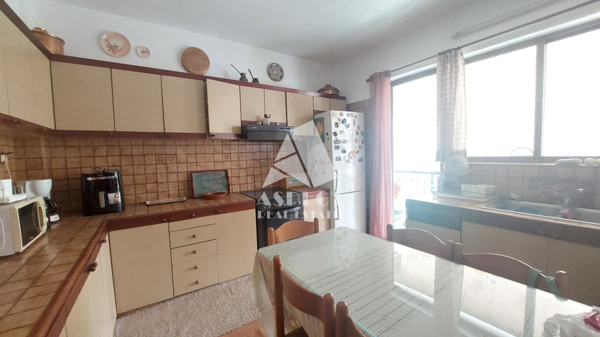 House in Kokkinia, Marousi — Photo 13 of 29