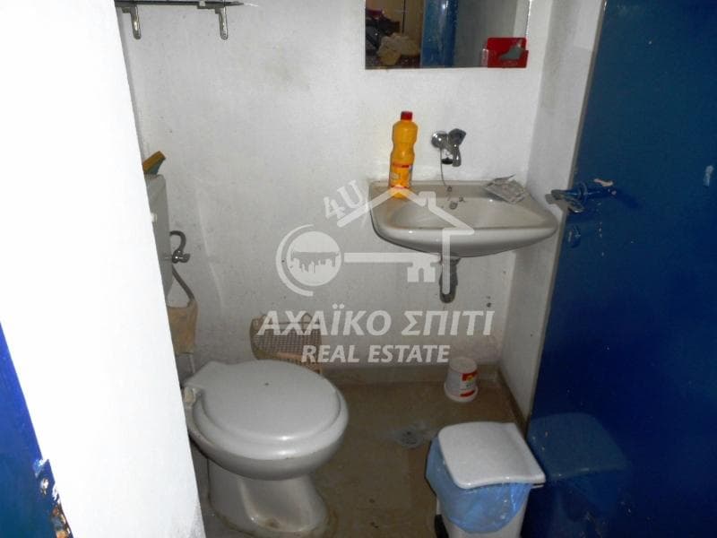 Κατάστημα στην Αγία Τριάδα, Πάτρα — Φωτογραφία 4 από 5