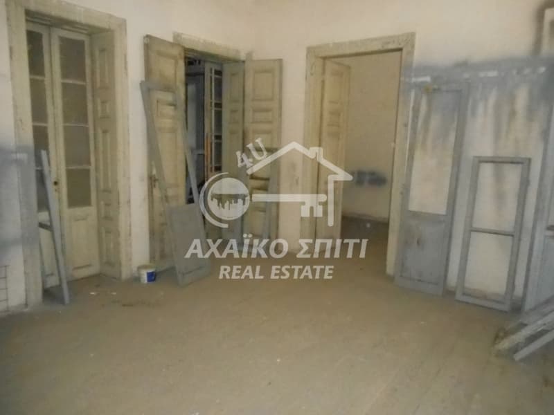 Κατάστημα στην Πηγή, Πάτρα — Φωτογραφία 2 από 3