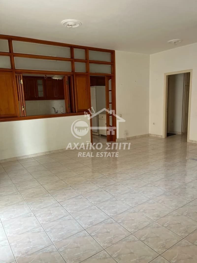 Apartment in Ipsila Alonia, Patra — Photo 2 of 14