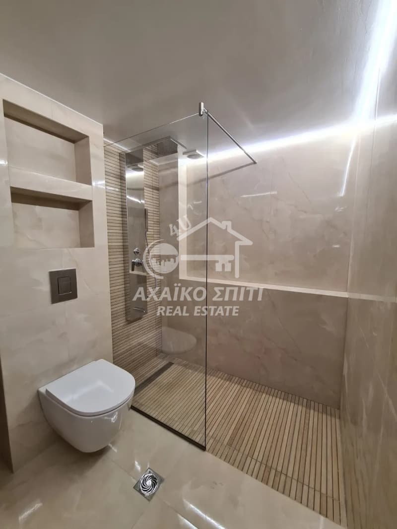 Apartment in Trion Navarchon, Patra — Photo 13 of 21