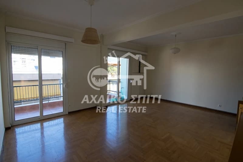 Apartment in Pyrosvestio, Patra — Photo 1 of 16