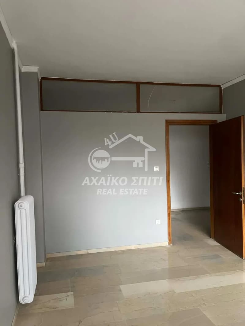 Γραφείο στην Πηγή, Πάτρα — Φωτογραφία 10 από 12