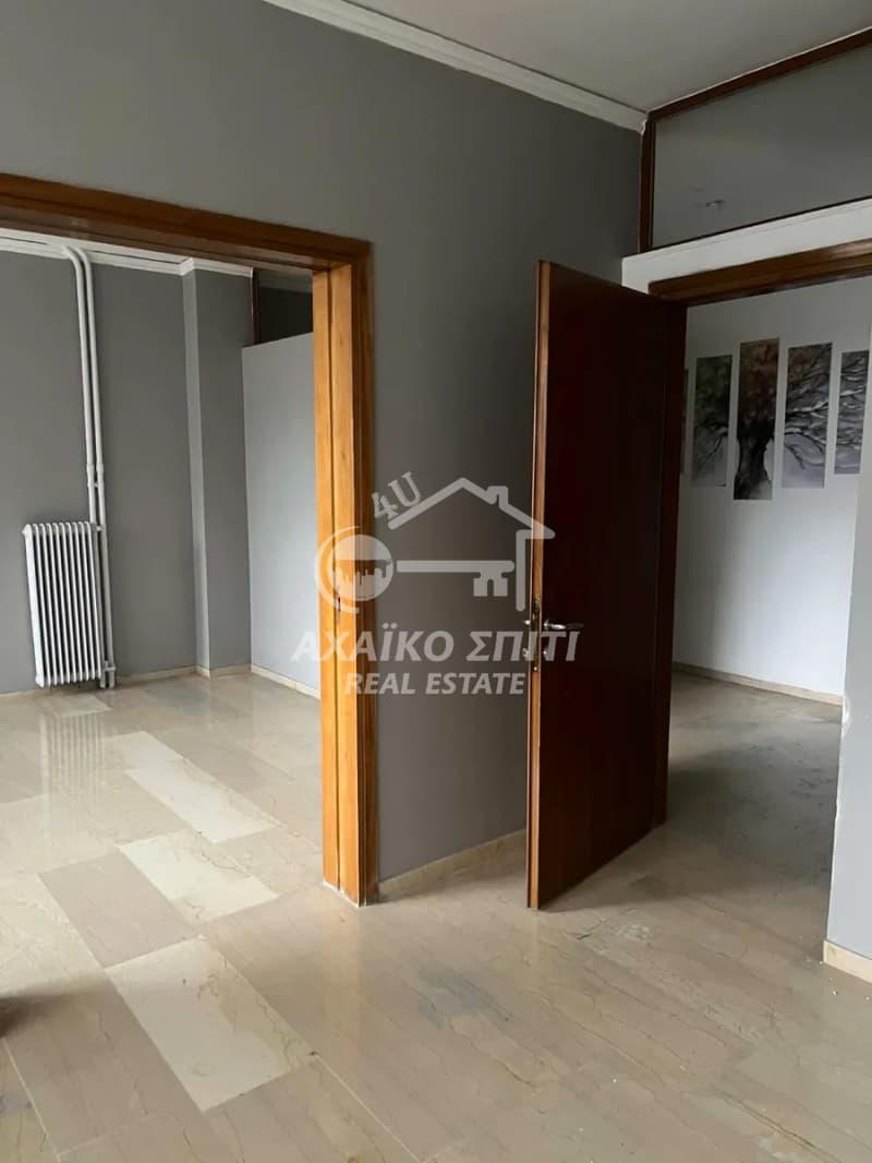 Γραφείο στην Πηγή, Πάτρα — Φωτογραφία 1 από 12