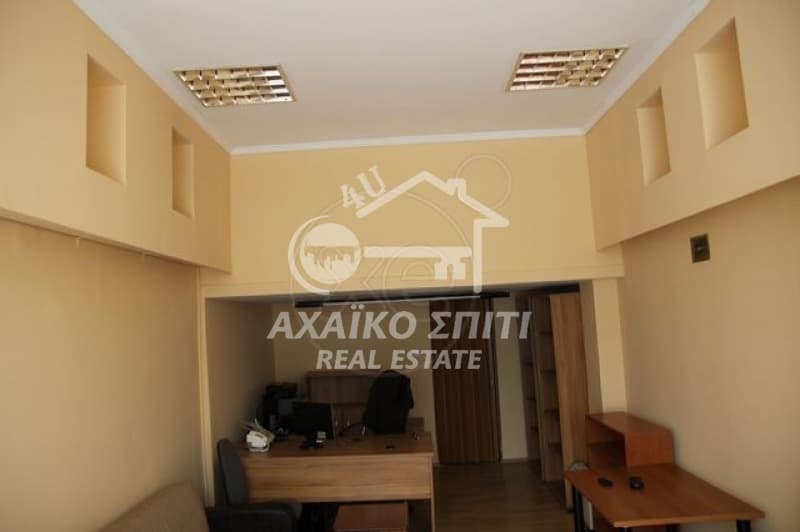 Retail Store in Pyrosvestio, Patra — Photo 16 of 16