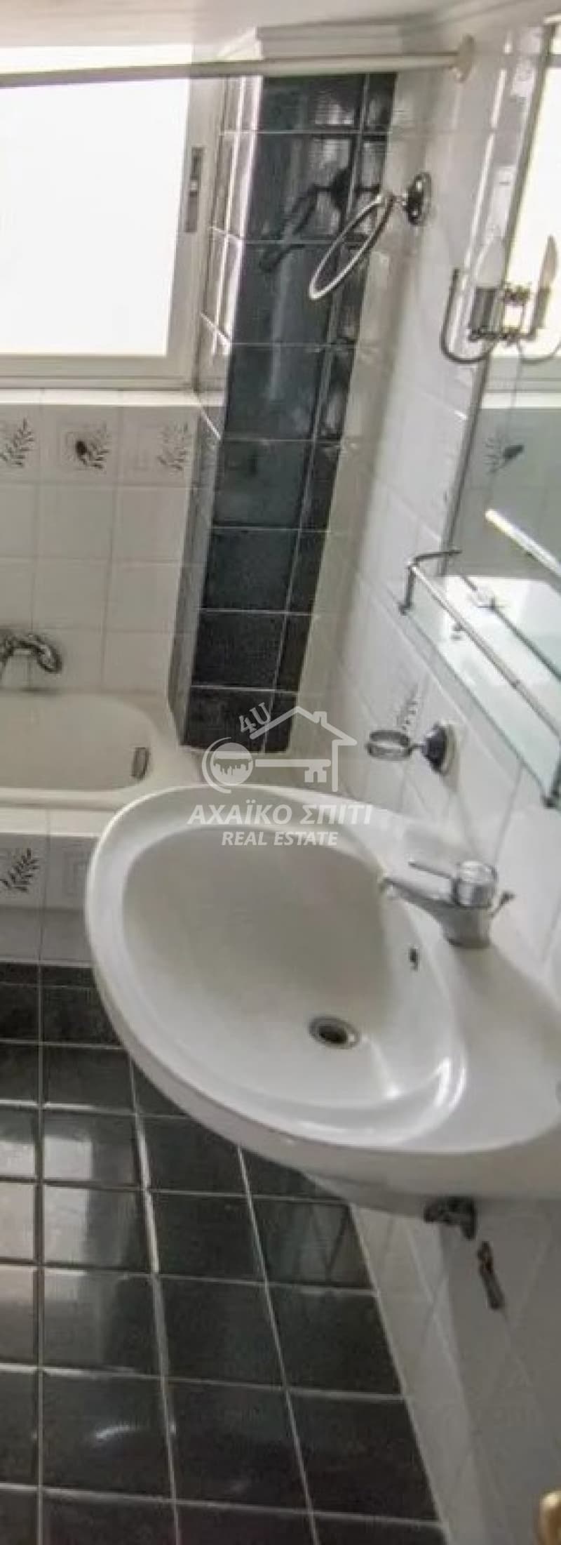 Διαμέρισμα στην Τερψιθέα (Πελεκάνος), Πάτρα — Φωτογραφία 17 από 18