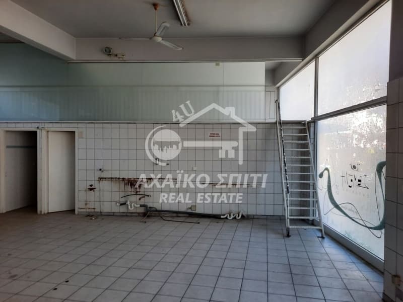 Retail Store in Agia Sofia, Patra — Photo 9 of 9