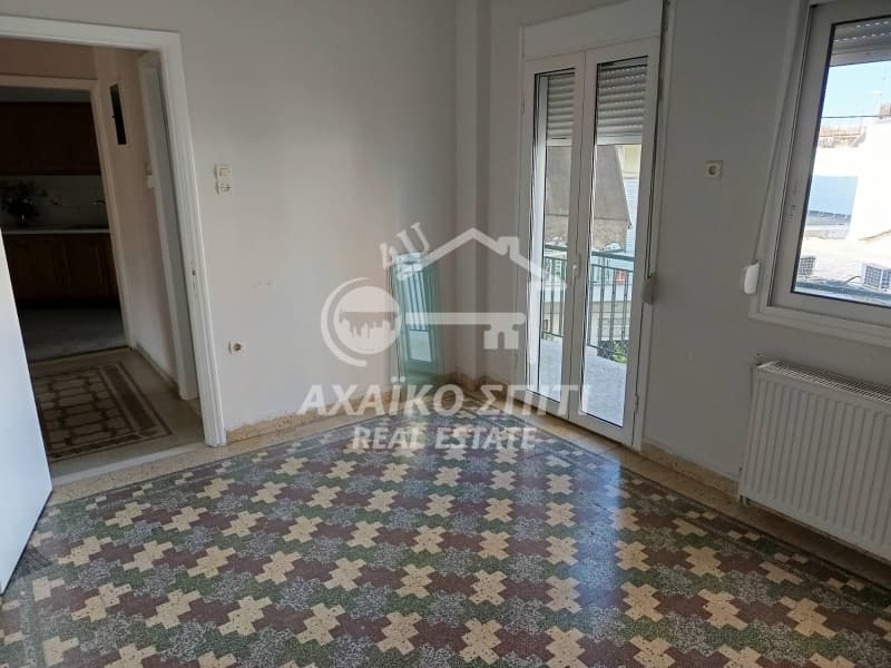Apartment in Psarofai, Patra — Photo 1 of 14