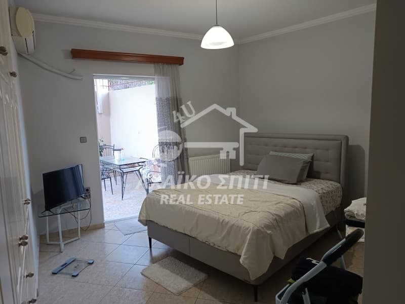 House in Proastio, Rio — Photo 15 of 25