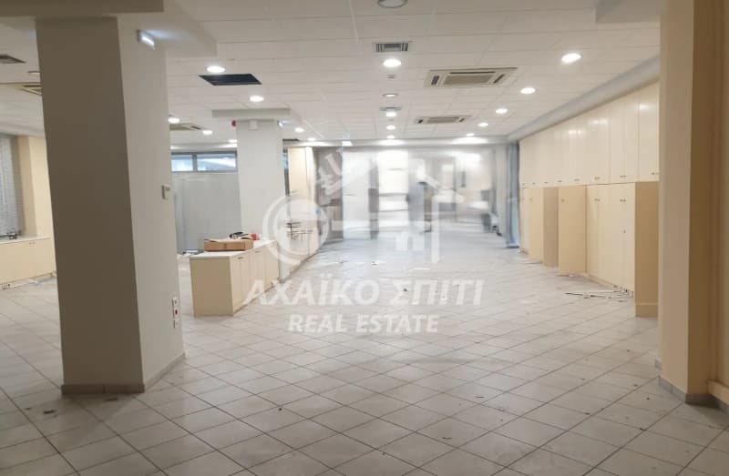 Retail Store in Agios Alexios, Patra — Photo 1 of 4