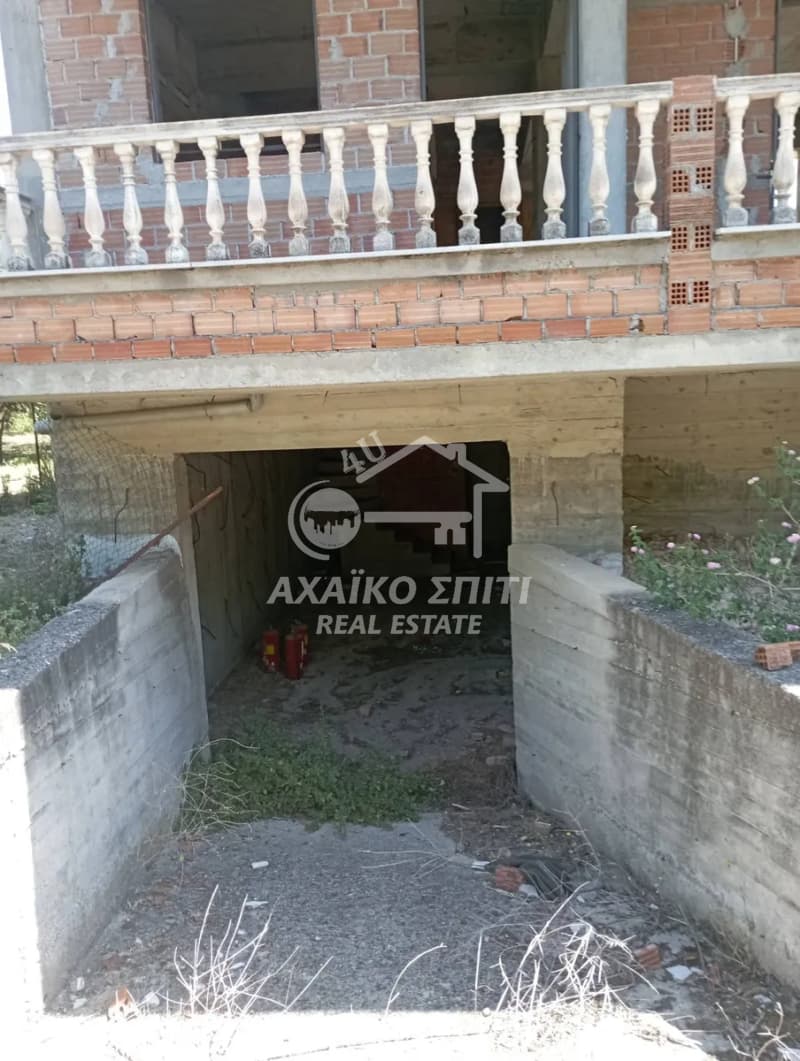 House in Center, Diakopto — Photo 2 of 6