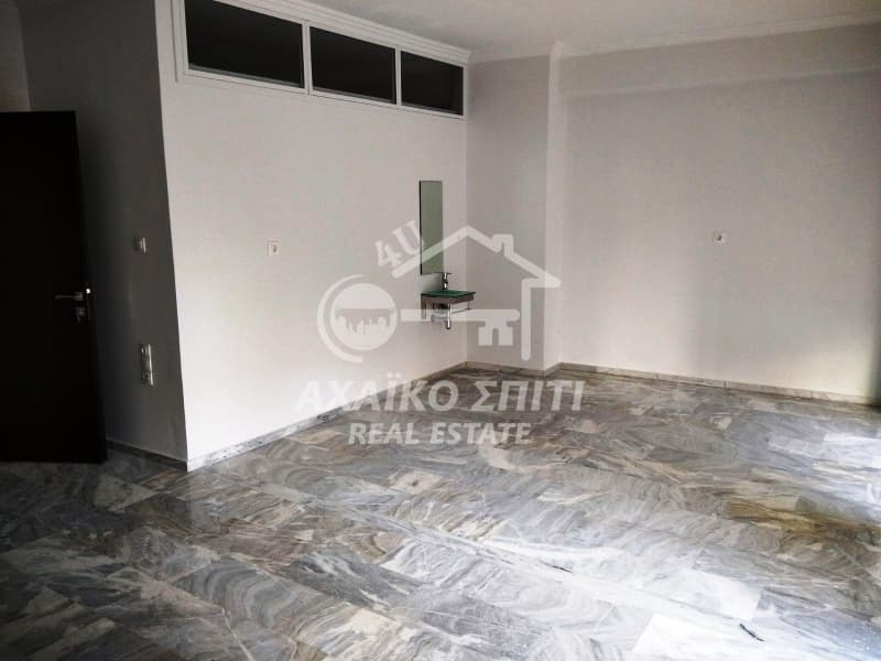 Γραφείο στην Τριών Ναυάρχων, Πάτρα — Φωτογραφία 22 από 26
