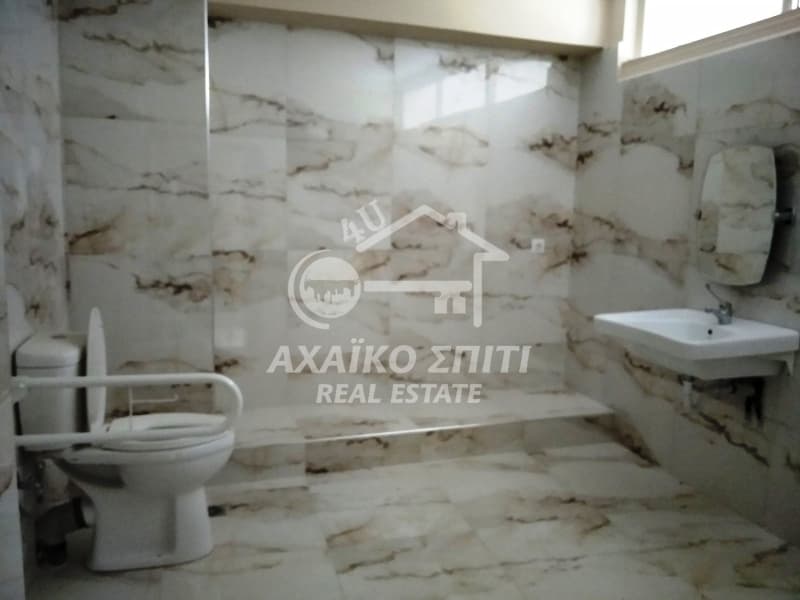 Γραφείο στην Τριών Ναυάρχων, Πάτρα — Φωτογραφία 15 από 26