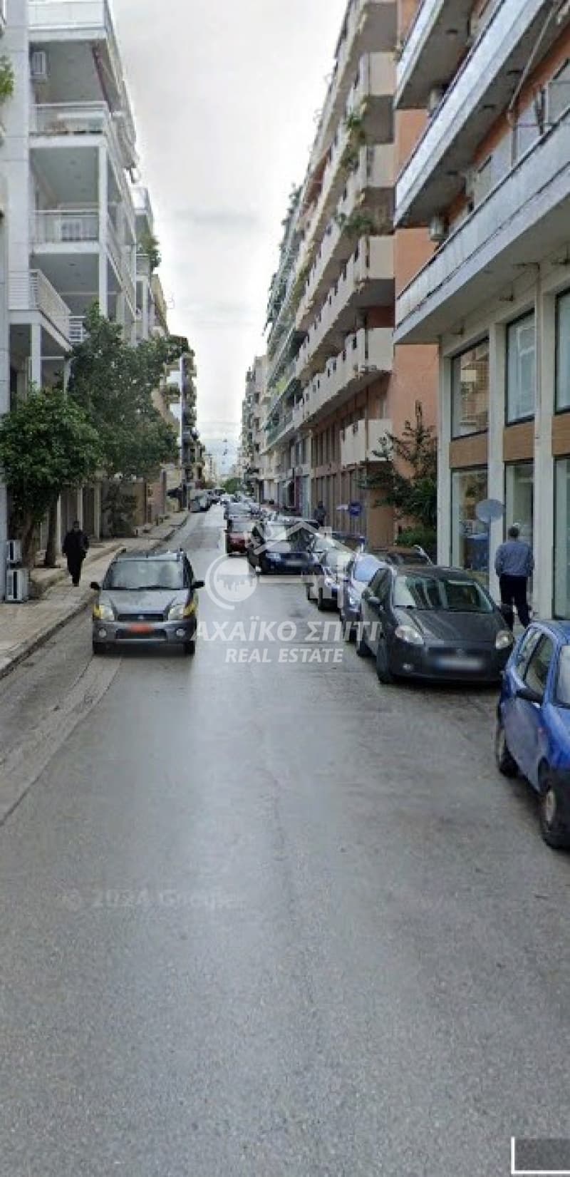 Κατάστημα στην Τριών Ναυάρχων, Πάτρα