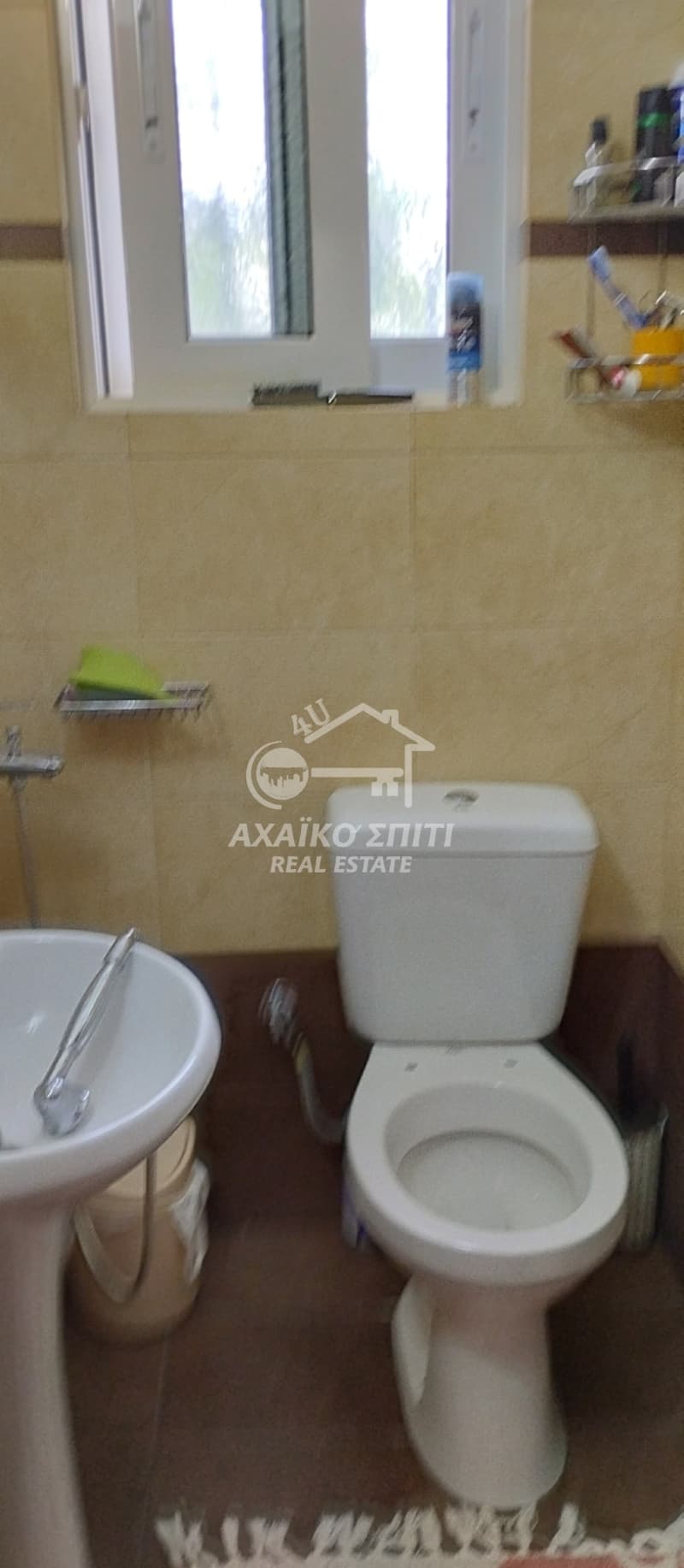 House in Magoula, Rio — Photo 13 of 19