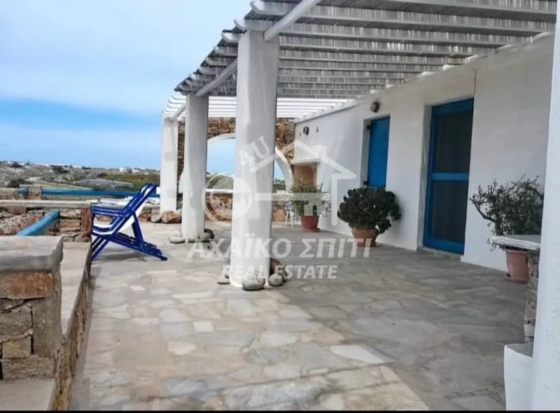 House in Kastro, Mykonos — Photo 1 of 25