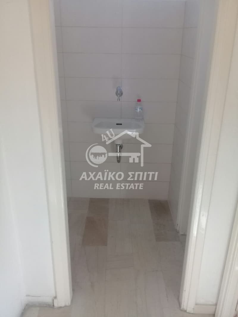Κατάστημα στην Άγιος Διονύσιος, Πάτρα — Φωτογραφία 4 από 14
