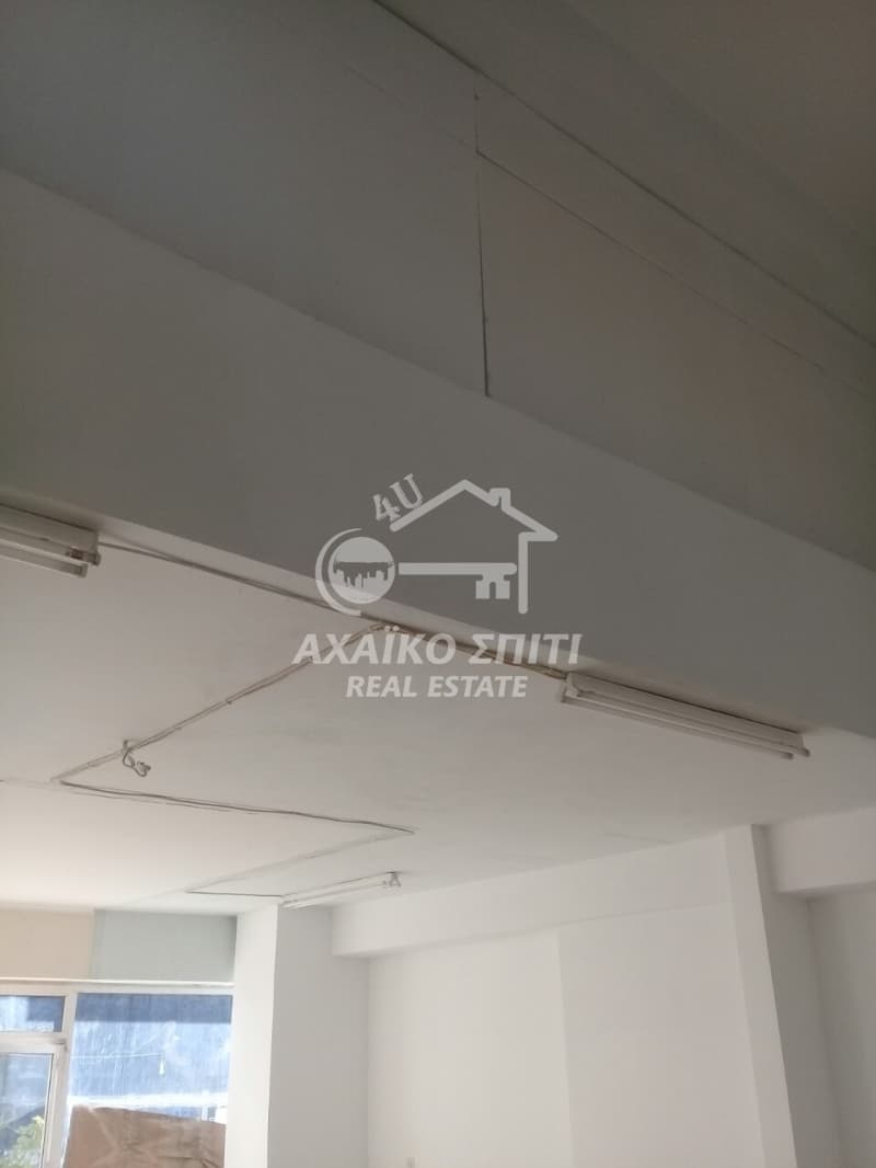 Κατάστημα στην Άγιος Διονύσιος, Πάτρα — Φωτογραφία 10 από 14