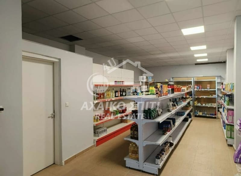 Κατάστημα στην Αγία Σοφία, Πάτρα — Φωτογραφία 3 από 4