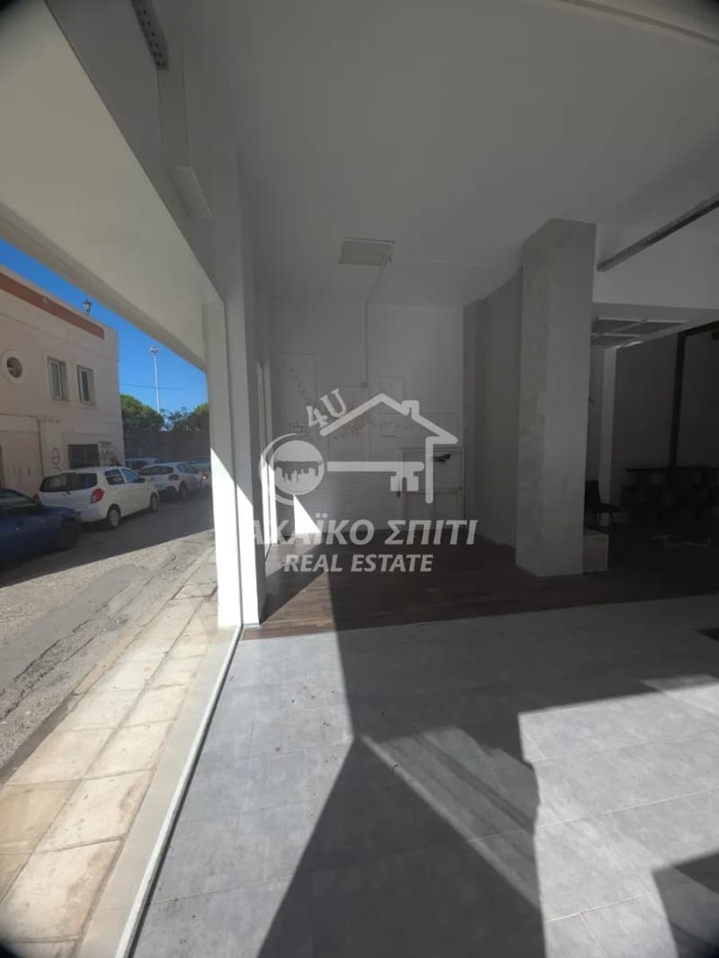 Κατάστημα στην Άγιος Διονύσιος, Πάτρα — Φωτογραφία 5 από 6