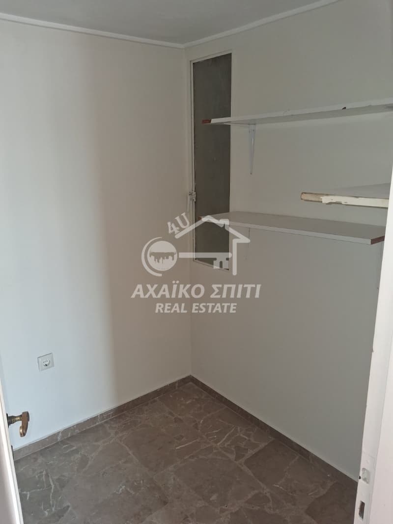 Office in Pyrosvestio, Patra — Photo 11 of 16