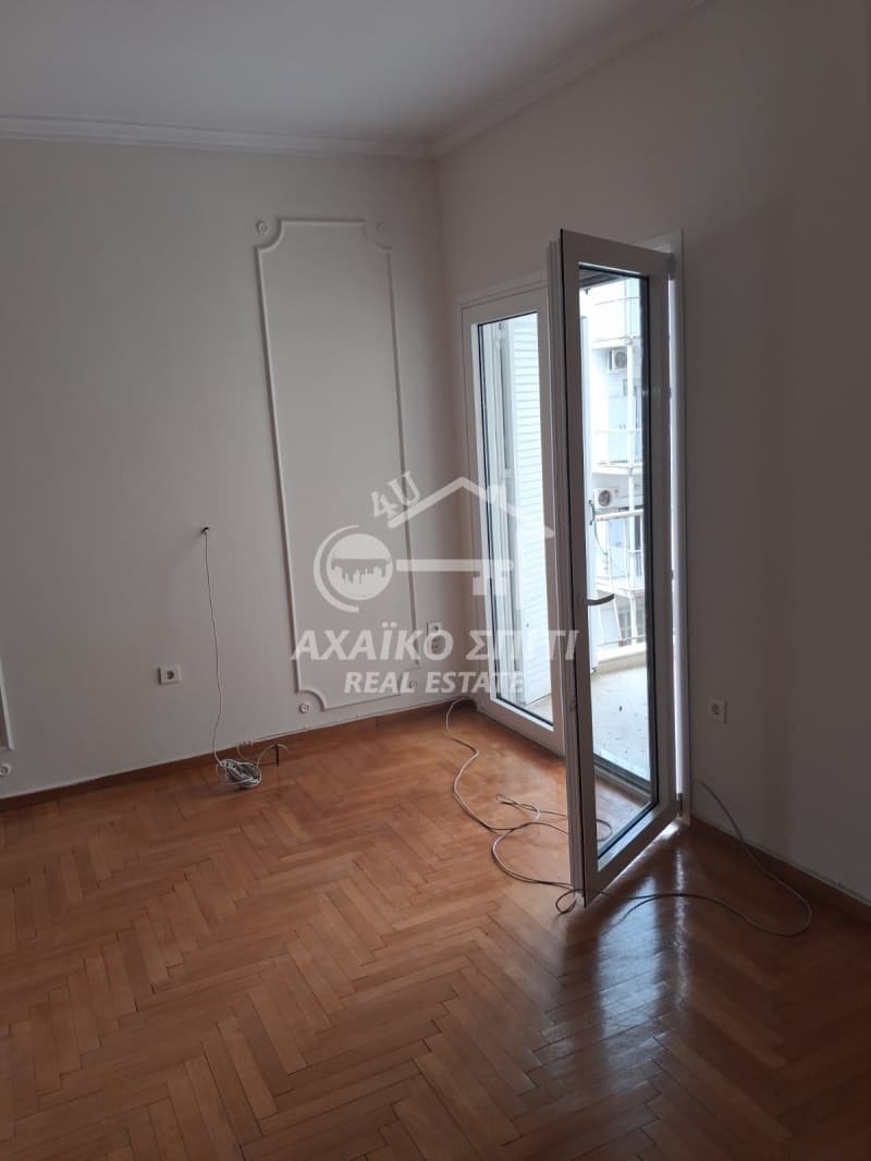 Office in Pyrosvestio, Patra — Photo 9 of 16